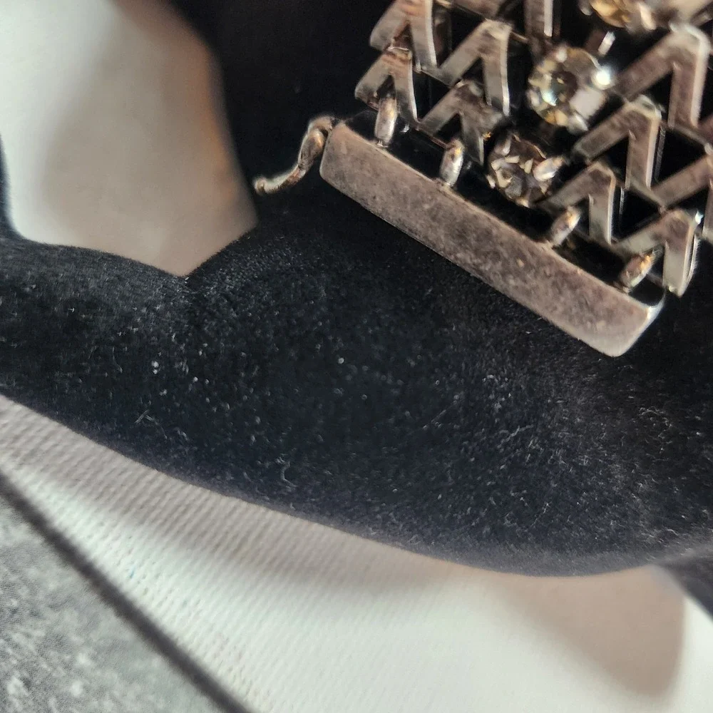 Vintage Silver Tone Chevron‎ Mesh Rhinestone Floral Medallion Statement Bracelet